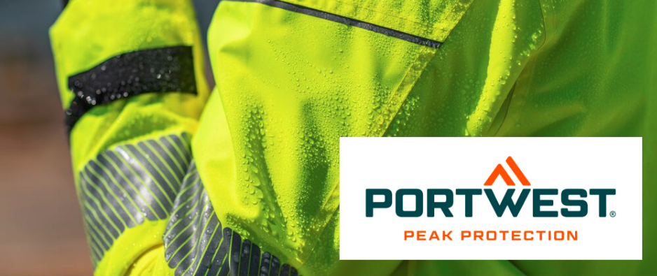 Close-up of the PW3 Breathable Rain Jacket Extreme PW360 in yellow with reflective stripes. Raindrops roll off the waterproof material. The logo of the manufacturer Portwest is in the bottom right of the picture.
